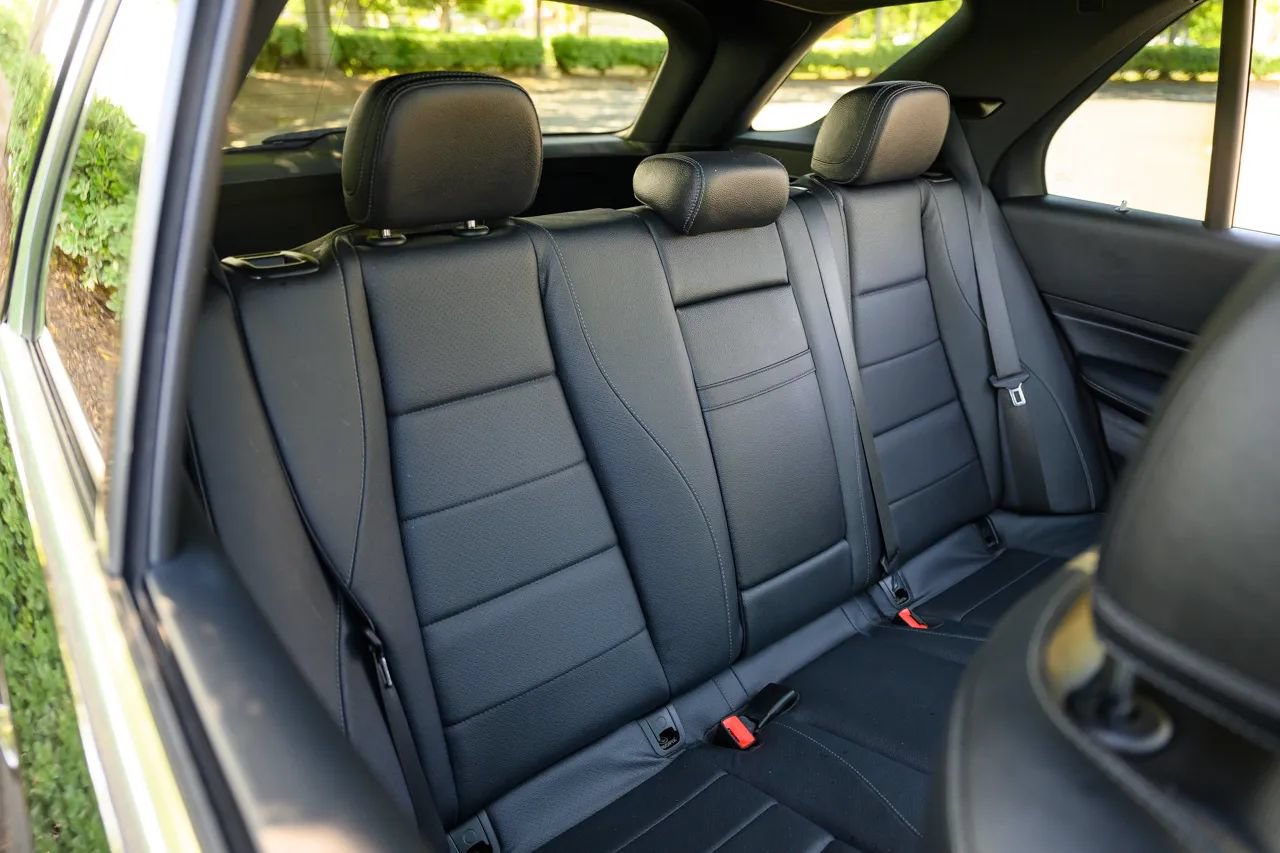 Used 2021 Mercedes-Benz GLE 350 w/ Premium Package image 24