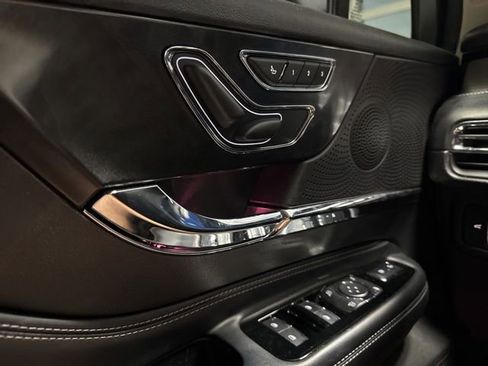 Used 2023 Lincoln Corsair Reserve w/ Equipment Group 201A AWD/4WD image 13