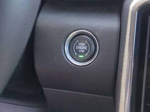 Used 2025 GMC Acadia AT4 AWD/4WD image 33