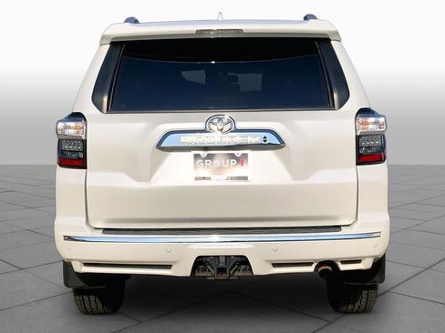 Used 2015 Toyota 4Runner Limited AWD/4WD image 5