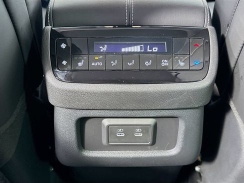 Certified 2026 INFINITI QX60 Luxe w/ Cargo Package FWD image 27