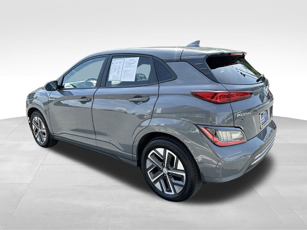Used 2023 Hyundai Kona Limited FWD image 5