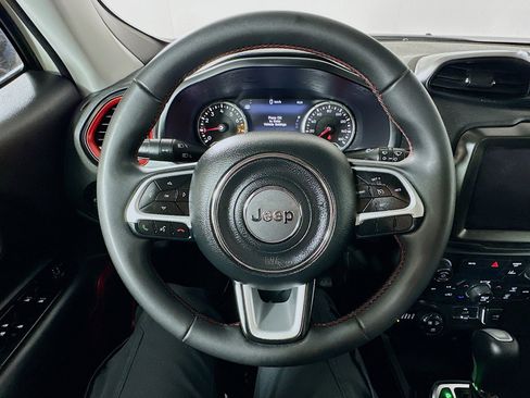 Used 2023 Jeep Renegade Trailhawk AWD/4WD image 11