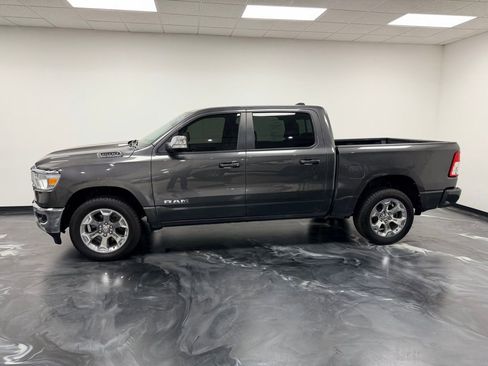Used 2022 RAM 1500 Big Horn AWD/4WD image 3