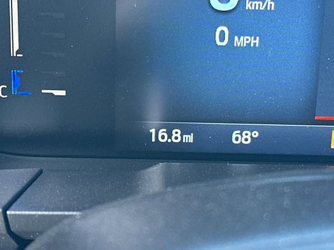 New 2026 Ford Maverick XL AWD/4WD image 17