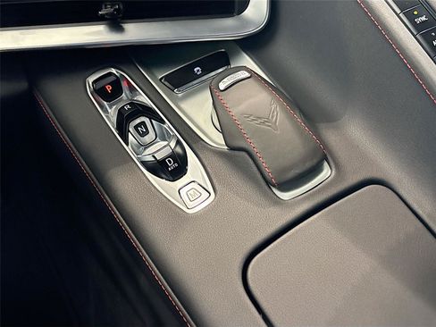 Used 2024 Chevrolet Corvette Z06 RWD image 20