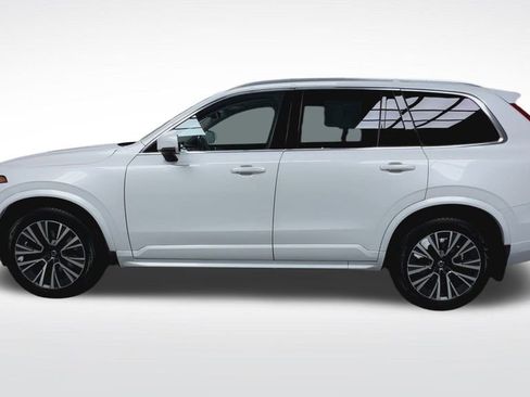 Used 2021 Volvo XC90 T6 Momentum w/ Advanced Package image 5