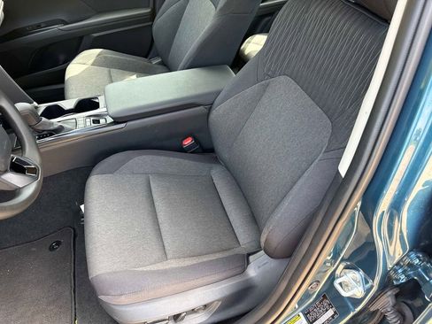 Used 2025 Toyota Camry LE w/ Convenience Package image 19