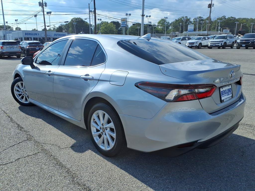 Used 2024 Toyota Camry LE FWD image 6