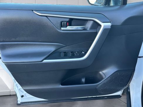 Used 2024 Toyota RAV4 XLE image 12