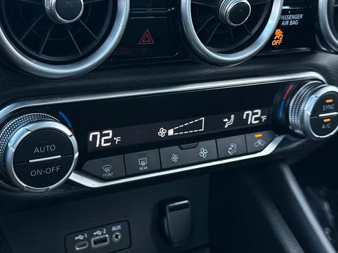 Used 2022 Nissan Sentra SR w/ Lighting Package image 22