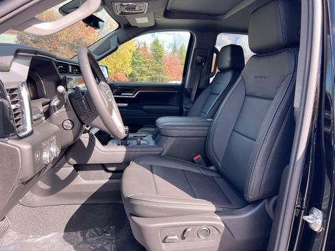 New 2026 GMC Sierra 1500 Denali w/ Denali Reserve Package image 12