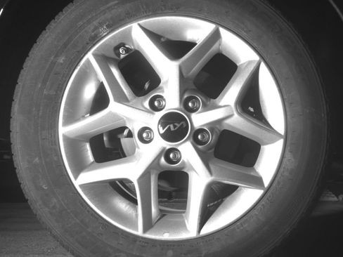 Used 2025 Kia Soul LX w/ LX Technology Package FWD image 15