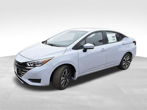 New 2025 Nissan Versa SV w/ Trunk Package FWD image 4
