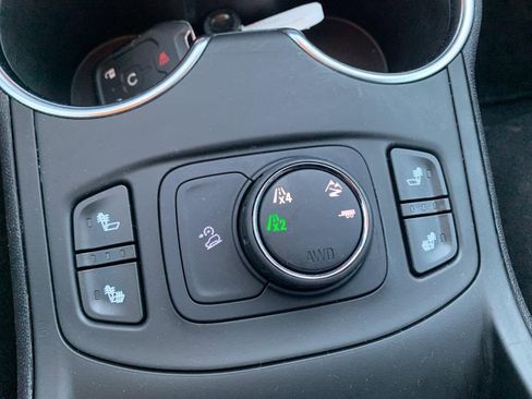 Used 2018 GMC Terrain SLE image 10