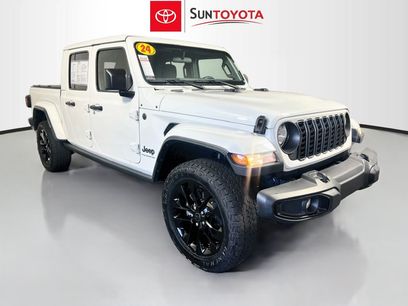 Used 2024 Jeep Gladiator Sport