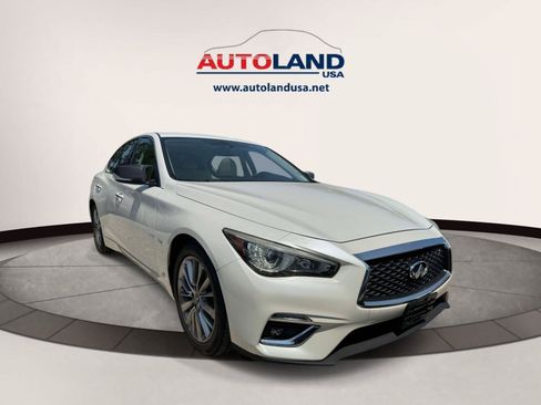 Used 2018 INFINITI Q50 Luxe RWD image 2