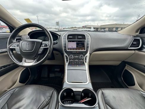 Used 2019 Lincoln Nautilus Reserve image 37