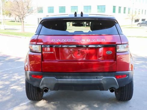 Used 2017 Land Rover Range Rover Evoque SE image 6