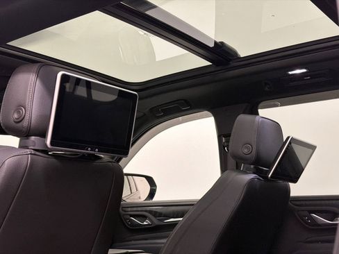 Used 2022 GMC Yukon XL Denali image 22