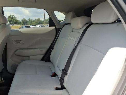 Used 2025 Hyundai Kona SEL AWD/4WD image 12