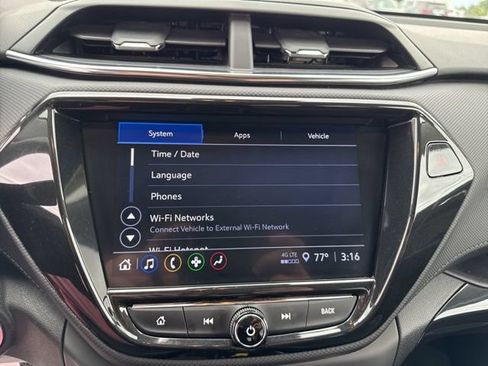 Used 2023 Chevrolet TrailBlazer LT w/ Convenience Package FWD image 25