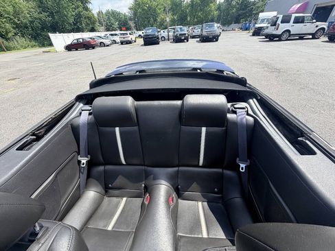 Used 2010 Ford Mustang GT Premium RWD image 18