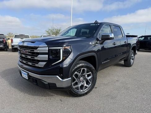 New 2026 GMC Sierra 1500 SLE image 2