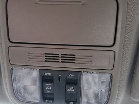 Used 2019 Honda Odyssey EX-L image 26