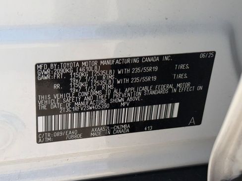 Used 2025 Toyota RAV4 XLE Premium image 34