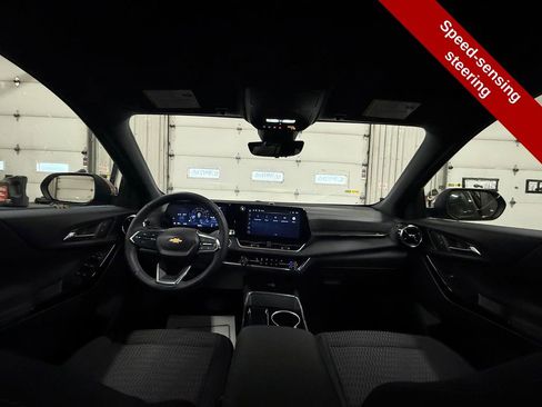 Used 2025 Chevrolet Equinox LT w/ Safety and Technology Package image 43