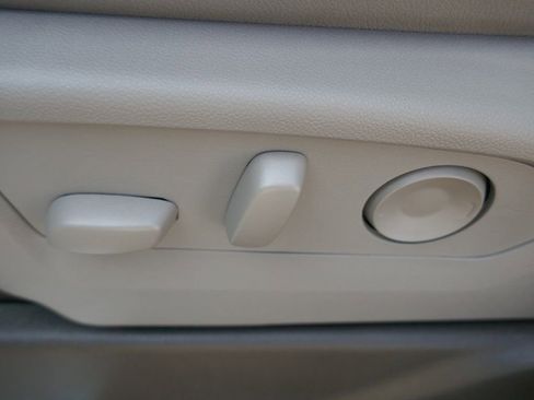 New 2026 GMC Sierra 1500 SLT w/ SLT Premium Plus Package image 16