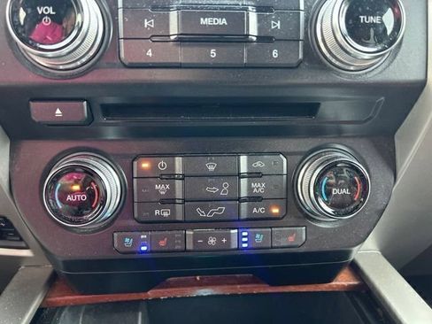 Used 2018 Ford F150 King Ranch w/ Equipment Group 601A Luxury AWD/4WD image 11
