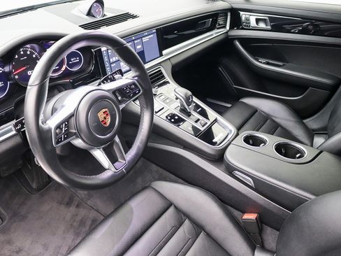 Used 2018 Porsche Panamera 4 AWD/4WD image 23