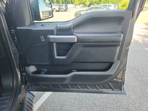 Used 2018 Ford F150 XLT w/ Equipment Group 302A Luxury AWD/4WD image 42