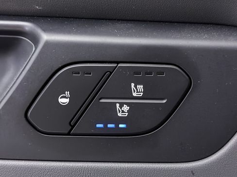 Certified 2024 Kia EV9 Wind AWD/4WD image 8