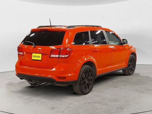 Used 2019 Dodge Journey SE w/ Blacktop Package AWD/4WD image 5