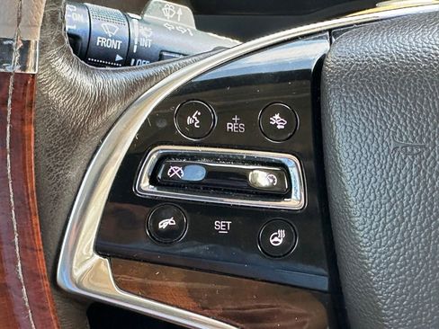 Used 2015 Cadillac Escalade ESV Premium image 34