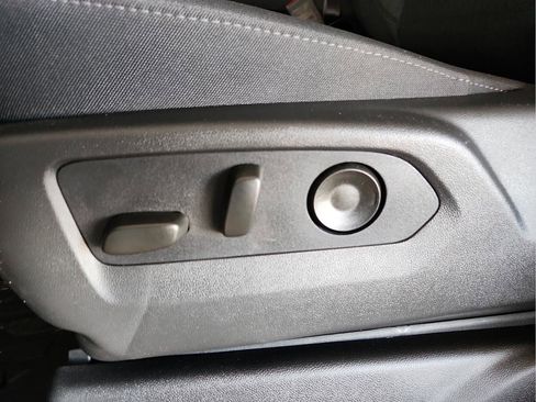 New 2026 GMC Sierra 1500 SLE AWD/4WD image 16