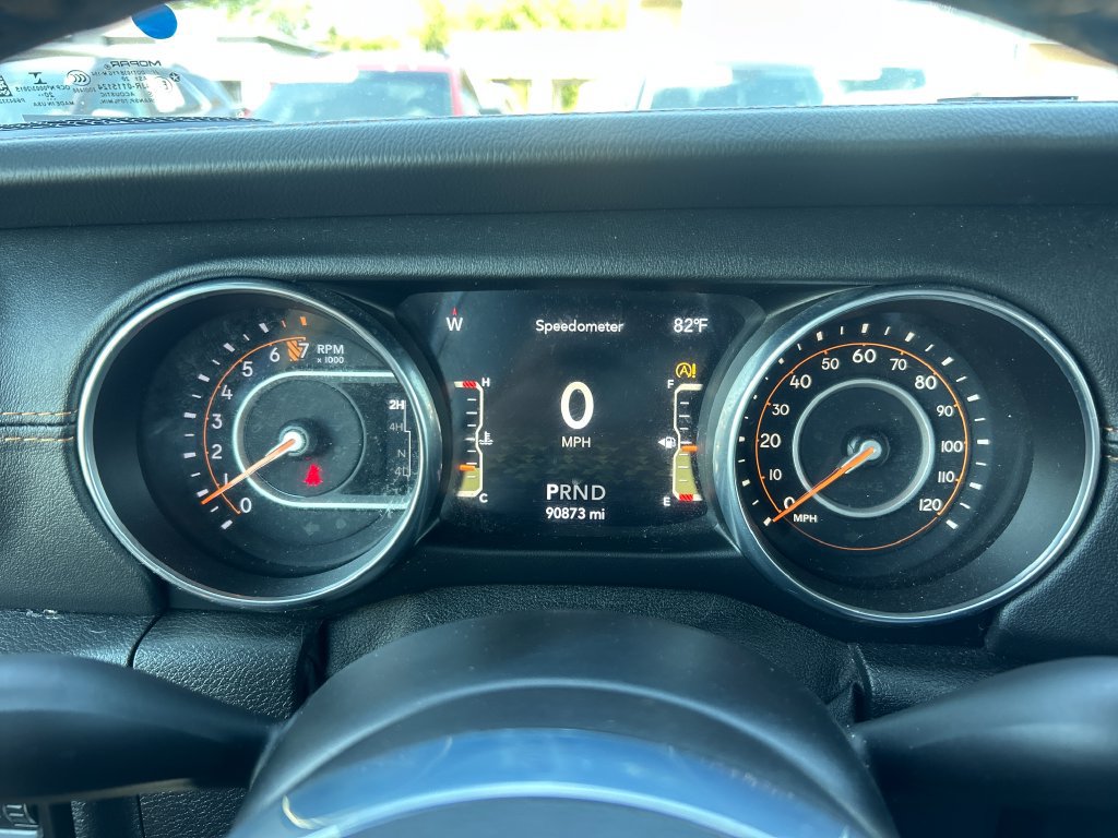 Used 2021 Jeep Gladiator Overland AWD/4WD image 18