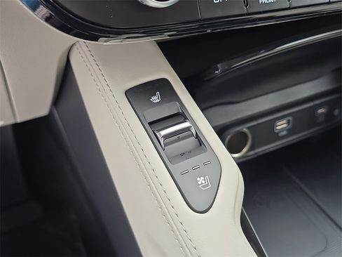 New 2025 Kia Telluride EX image 30