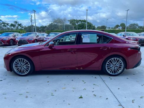 Certified 2025 Lexus IS 300 300 image 4