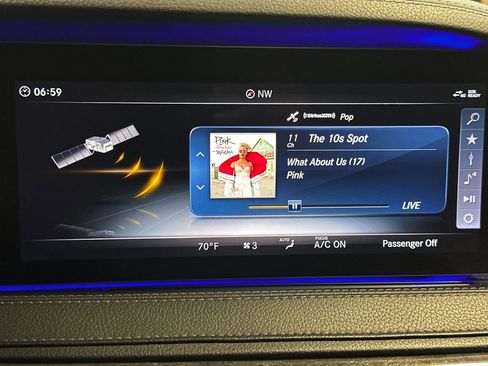 Used 2018 Mercedes-Benz S 560 Sedan image 35