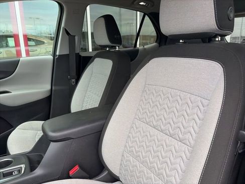 Used 2024 Chevrolet Equinox LT image 10