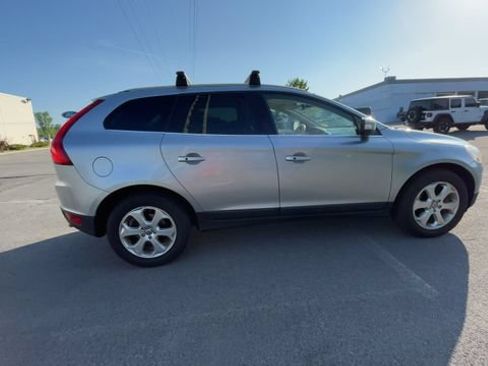 Used 2013 Volvo XC60 3.2 AWD/4WD image 9