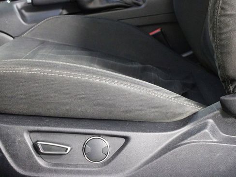 Used 2017 Ford Mustang GT image 18