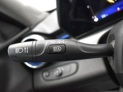 Used 2024 Chevrolet Trax LT w/ Driver Confidence Package image 25