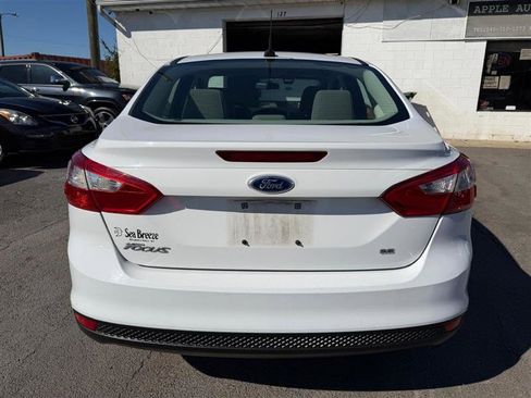 Used 2014 Ford Focus SE image 6