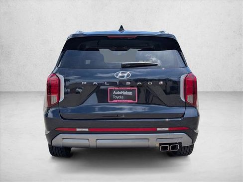Used 2024 Hyundai Palisade SEL FWD image 7