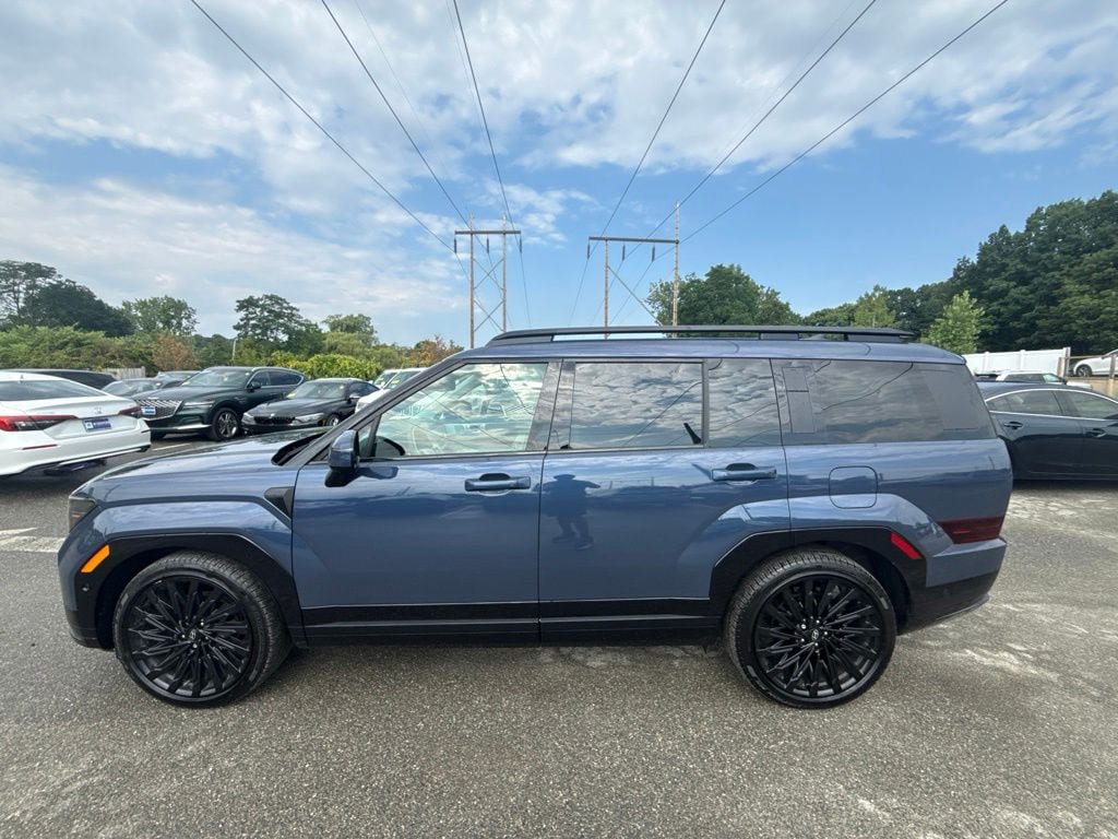 Used 2025 Hyundai Santa Fe Calligraphy AWD/4WD image 8